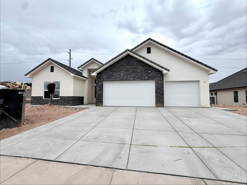 2567 E Suniva Way, Saint George, UT, 84770 | Card Image