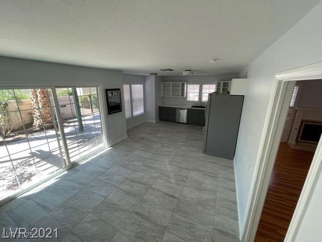 4037 Chalfont Ct, Townhouse with 3 bedrooms, 3 bathrooms and null parking in Las Vegas NV | Image 5