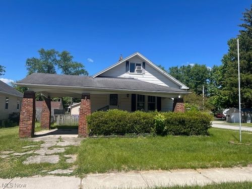 1148 Columbus St, Holland, OH, 43528-8327 | Card Image