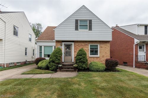 4177 Stonehaven Road, South Euclid, OH, 44121 | Card Image