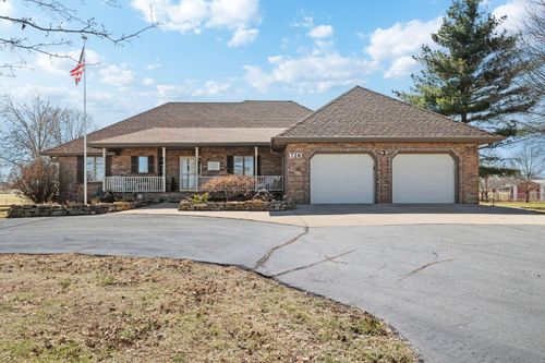 726 Division St, Sparta, MO, 65753-8967 | Card Image