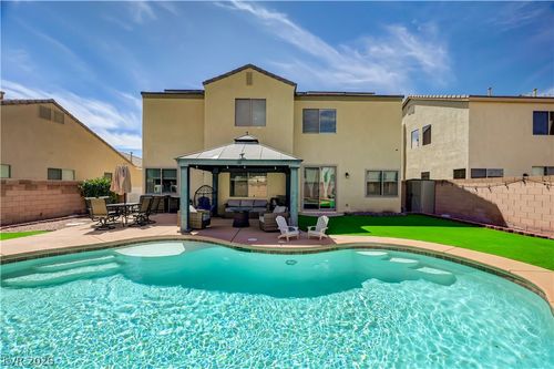 8108 Rocket St, Las Vegas, NV, 89131-3942 | Card Image