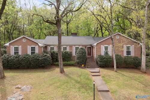 5812 Jones Valley Dr Se, Huntsville, AL, 35802-1917 | Card Image