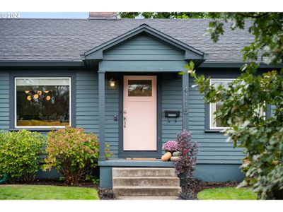 4115 Ne 70 Th Ave, House other with 4 bedrooms, 3 bathrooms and null parking in Portland OR | Image 2