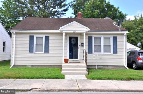 406 Maple St, Pocomoke City, MD, 21851-1531 | Card Image