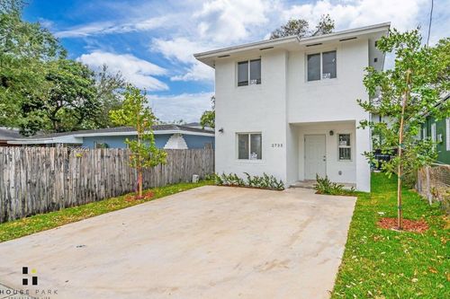 2780 Nw 44th St, Miami, FL, 33142-4554 | Card Image