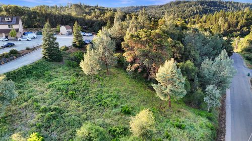 22827 Industrial Pl, Grass Valley, CA, 95949-6326 | Card Image