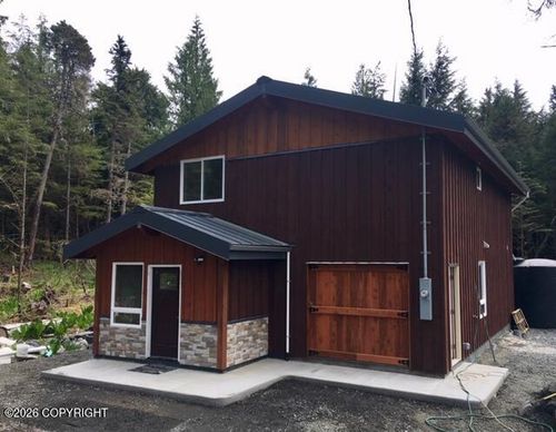 219 Pond Reef Rd, Ketchikan, AK, 99901-9313 | Card Image