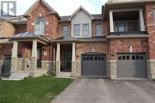 53 Hogan Manor Dr, Brampton, ON, L7A4V2 | Card Image