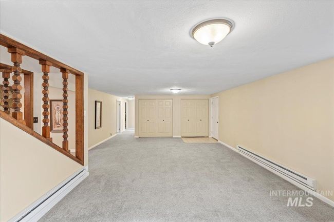 2303 N Locust Grove Rd, House other with 5 bedrooms, 4 bathrooms and 2 parking in Kuna ID | Image 18