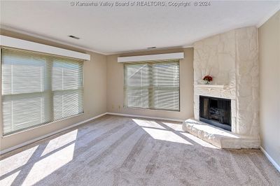 901 Hunters Ridge Road, Condo with 3 bedrooms, 2 bathrooms and null parking in Charleston WV | Image 3