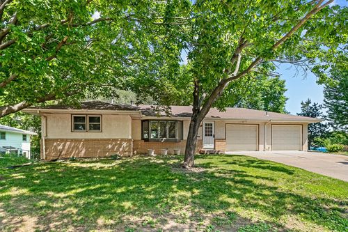 685 51st Avenue Ne, Columbia Heights, MN, 55421 | Card Image