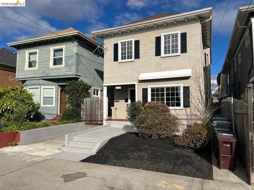 5812 Dover St, Oakland, CA, 94609-1424 | Card Image