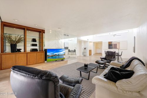 9040 N 86th Pl, Scottsdale, AZ, 85258-1911 | Card Image