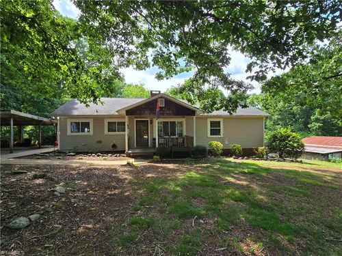 29386 Nelson Mountain Rd, Albemarle, NC, 28001-7520 | Card Image