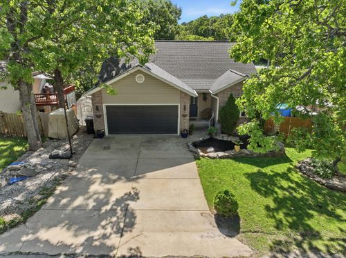 1702 Westway Dr, West Plains, MO, 65775-5178 | Card Image