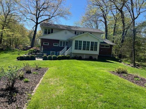 22 Gretna Woods Rd, Pleasant Valley, NY, 12569-6965 | Card Image