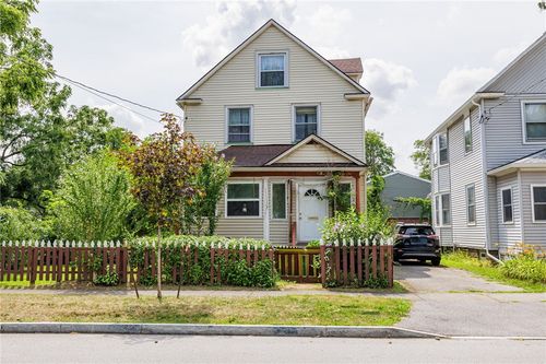 181 Cottage St, Rochester, NY, 14608-2913 | Card Image