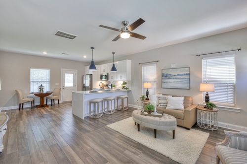 4e-555 Gresham Ln, Murfreesboro, TN, 37129-4193 | Card Image