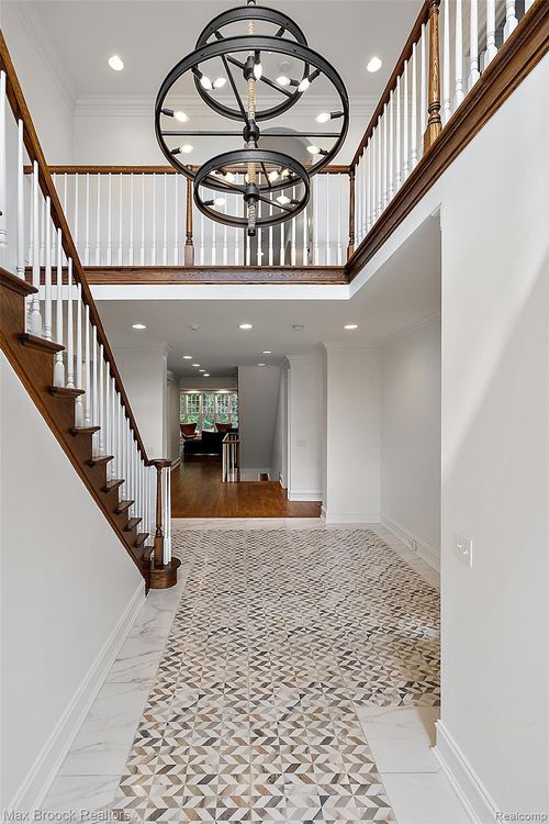 222 Arlington St, Birmingham, MI, 48009-1698 | Card Image