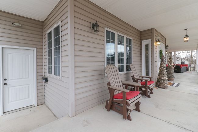 104 S Spencer St, House other with 4 bedrooms, 5 bathrooms and 4 parking in Lexington IL | Image 5