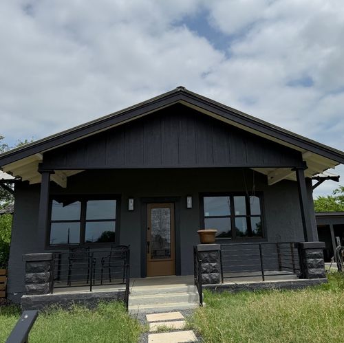 405 E College St, Llano, TX, 78643-2707 | Card Image