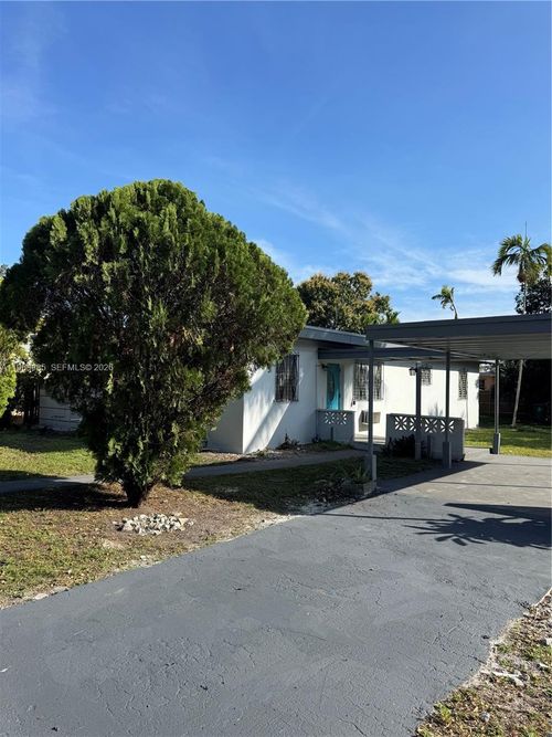 480 Ne 127th St, North Miami, FL, 33161-4723 | Card Image