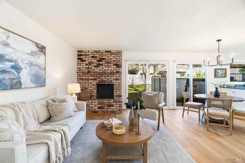 apt-139-2791 Mcbride Ln, Santa Rosa, CA, 95403-2741 | Card Image