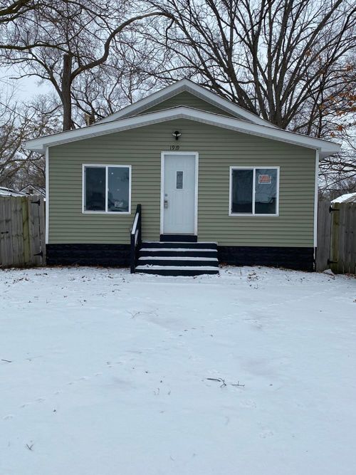 1919 Brunswick St, Muskegon, MI, 49442-6004 | Card Image