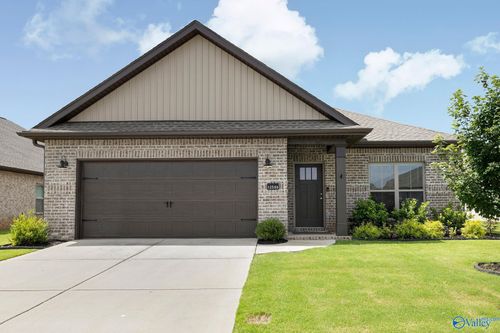 12506 Whitcomb Cir, Athens, AL, 35613-1222 | Card Image
