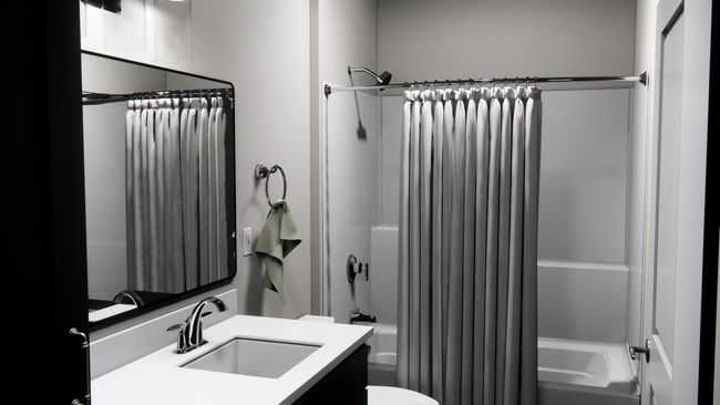 KCROSSING_CONDO-INTERIOR-SCENE-9 | Image 14
