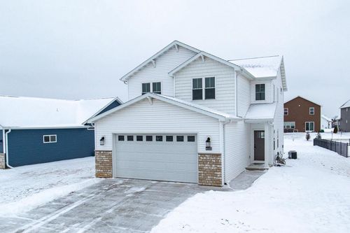 4535 Cherryvale Avenue, APPLETON, WI, 54913 | Card Image