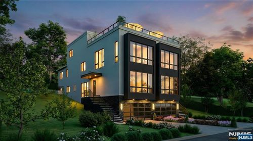392 Undercliff Ave, Edgewater, NJ, 07020-7251 | Card Image