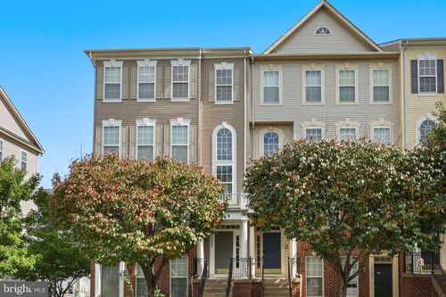 15522 John Diskin Cir, WOODBRIDGE, VA, 22191-6377 | Card Image