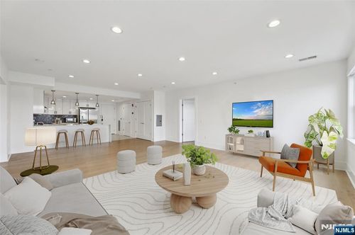 211-209-211 Hackensack Plank Rd, Weehawken, NJ, 07086-5834 | Card Image