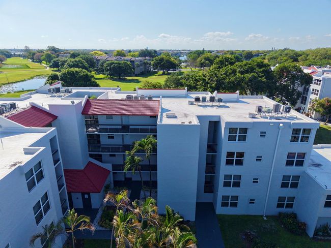 APT-404 - 9421 Evergreen Pl, Condo with 2 bedrooms, 2 bathrooms and null parking in Davie FL | Image 27