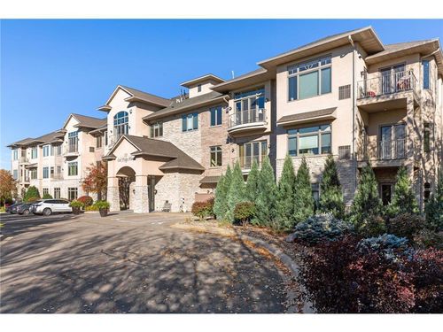 150-555 Oak Ridge Pl, Hopkins, MN, 55305-4838 | Card Image