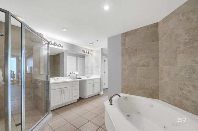 Bathroom | Image 28