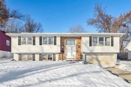 1031 34th St Se, Cedar Rapids, IA, 52403-3748 | Card Image