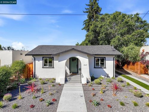 3017 Madeline St, Oakland, CA, 94602-3930 | Card Image