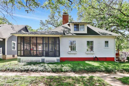 621 E 7th, Newton, KS, 67114 | Card Image