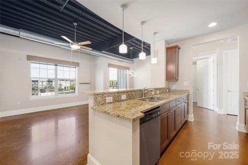 apt-407-2338 Yadkin Ave, Charlotte, NC, 28205-1890 | Card Image