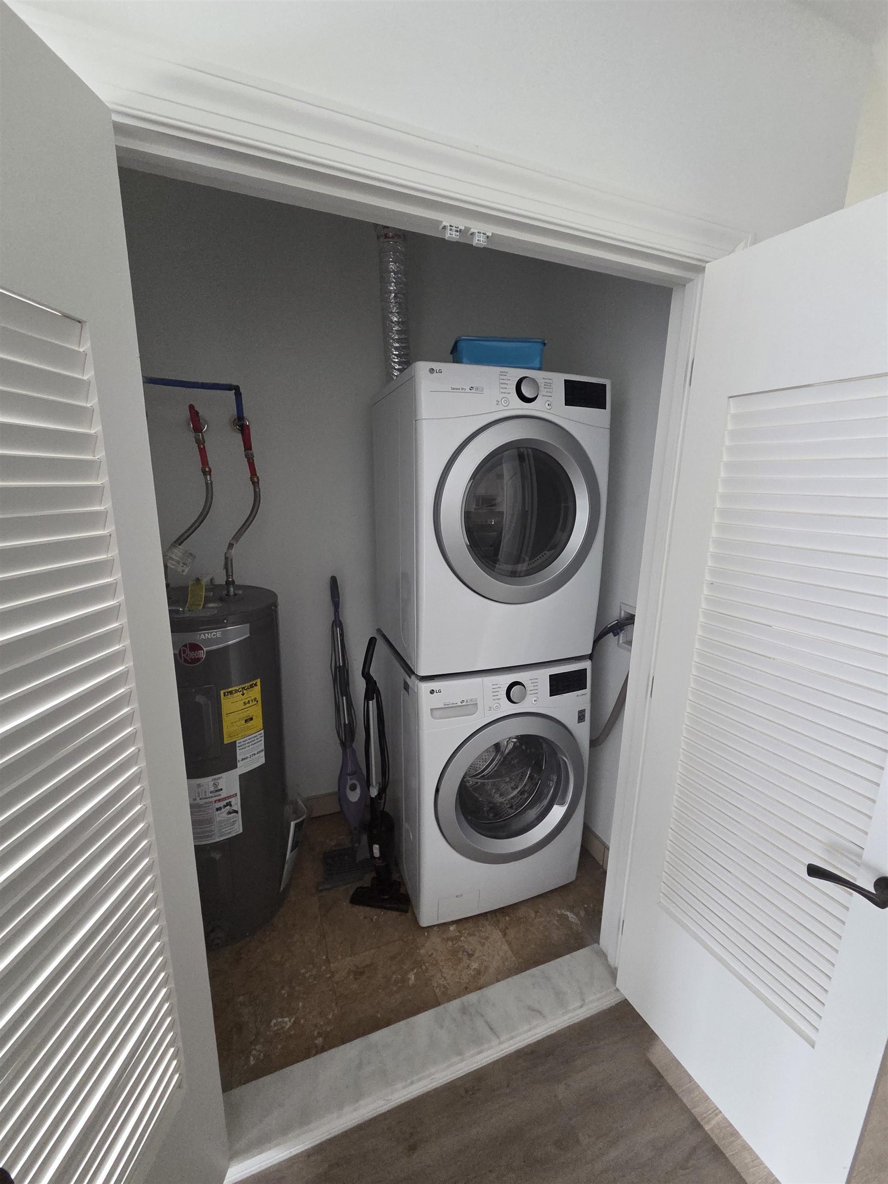 Residential Lease in JC, Journal Square 4