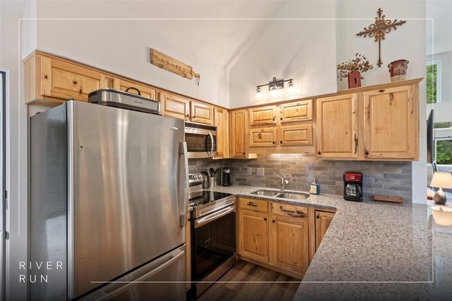 1909 - 260 River Run, Condo with 1 bedrooms, 1 bathrooms and null parking in Sapphire NC | Image 4