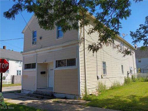 3579 W 47th St, Cleveland, OH, 44102-6060 | Card Image