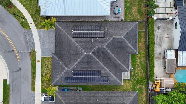 15037 Sw 174 Th St, House other with 4 bedrooms, 4 bathrooms and null parking in Miami FL | Image 38