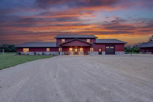 W641 County Road E, Decatur, WI, 53520 | Card Image