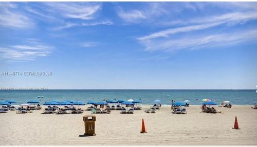 422-19201 Collins Ave, Sunny Isles Beach, FL, 33160-2202 | Card Image