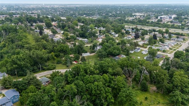 2145 Coldstream Ave Ne, House other with 3 bedrooms, 2 bathrooms and null parking in Cedar Rapids IA | Image 33