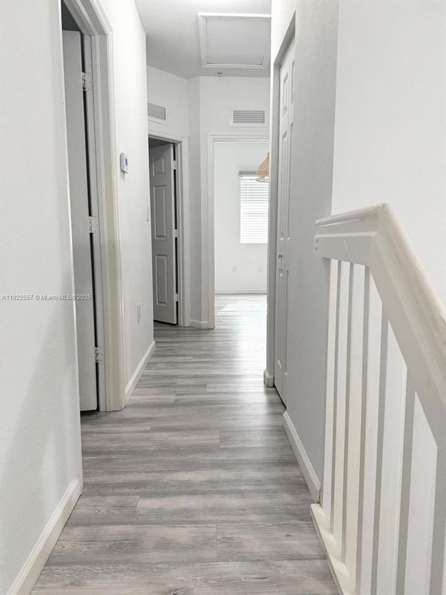 APT-213 - 8900 Nw 97 Th Ave, Condo with 3 bedrooms, 3 bathrooms and null parking in Medley FL | Image 12